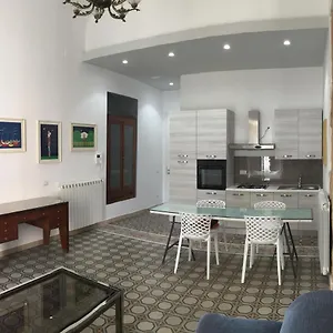 Palazzo Caratozzolo Appartamento